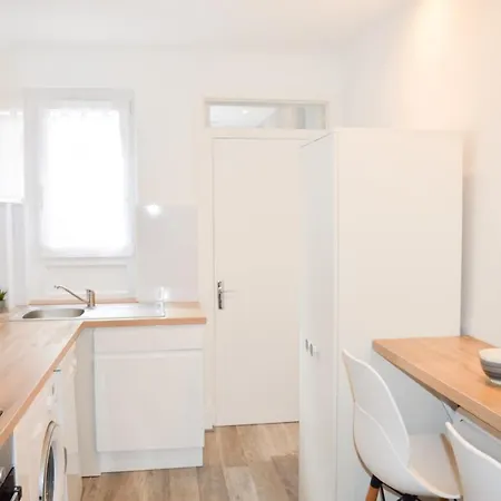 Le Blue St Leon : 2 Pieces Cozy Lit King Size Wifi Colmar